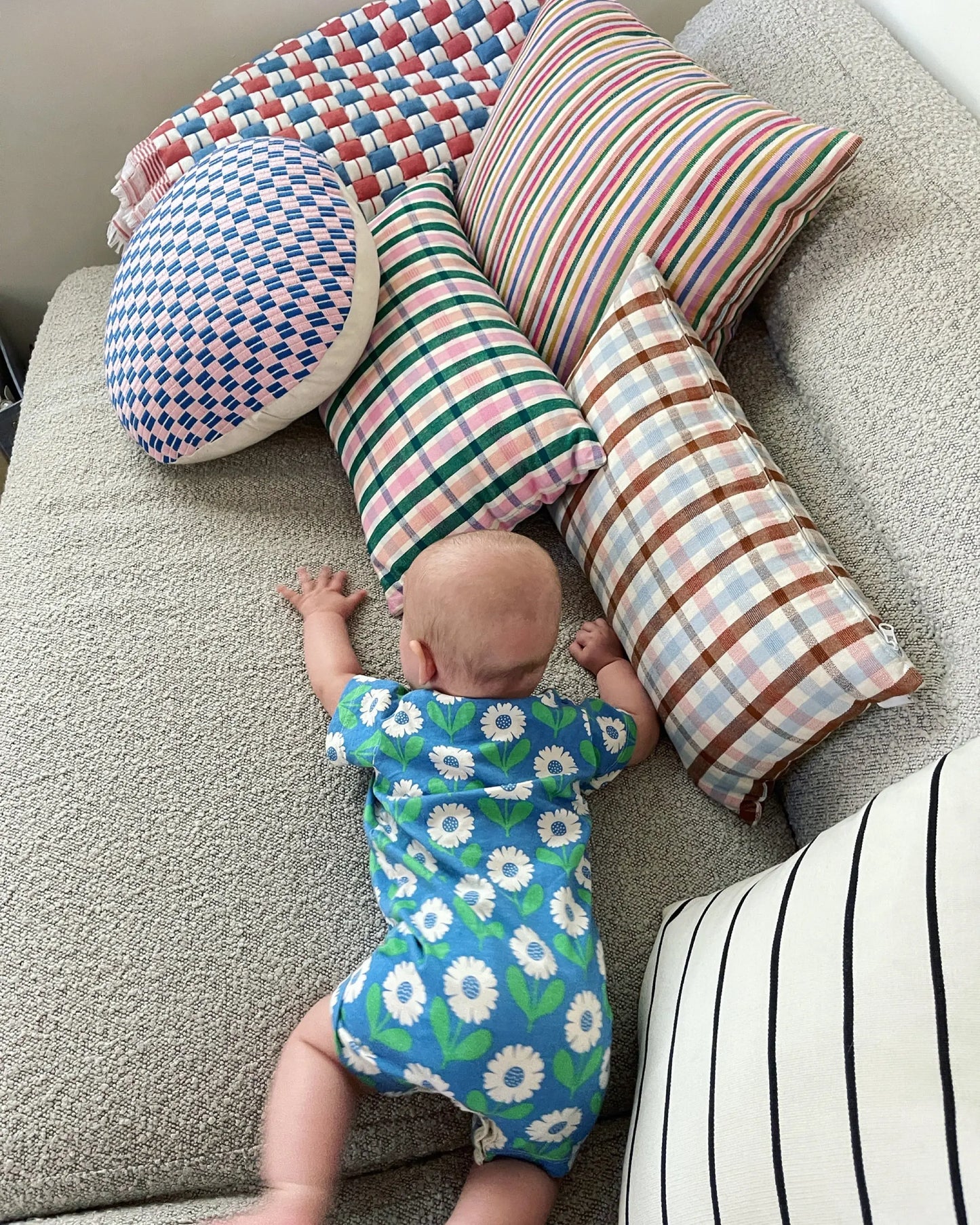 Geocheck Bauhaus Quilted Blanket in Americana Archive New York