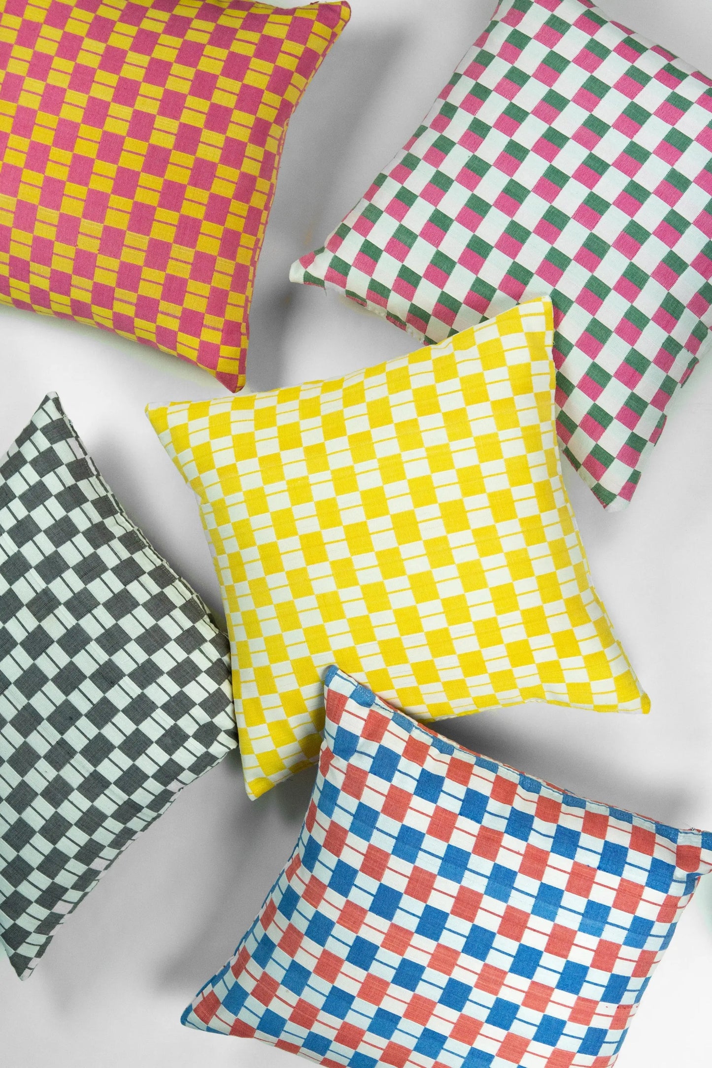 Geocheck Bauhaus Pillow in Americana Archive New York