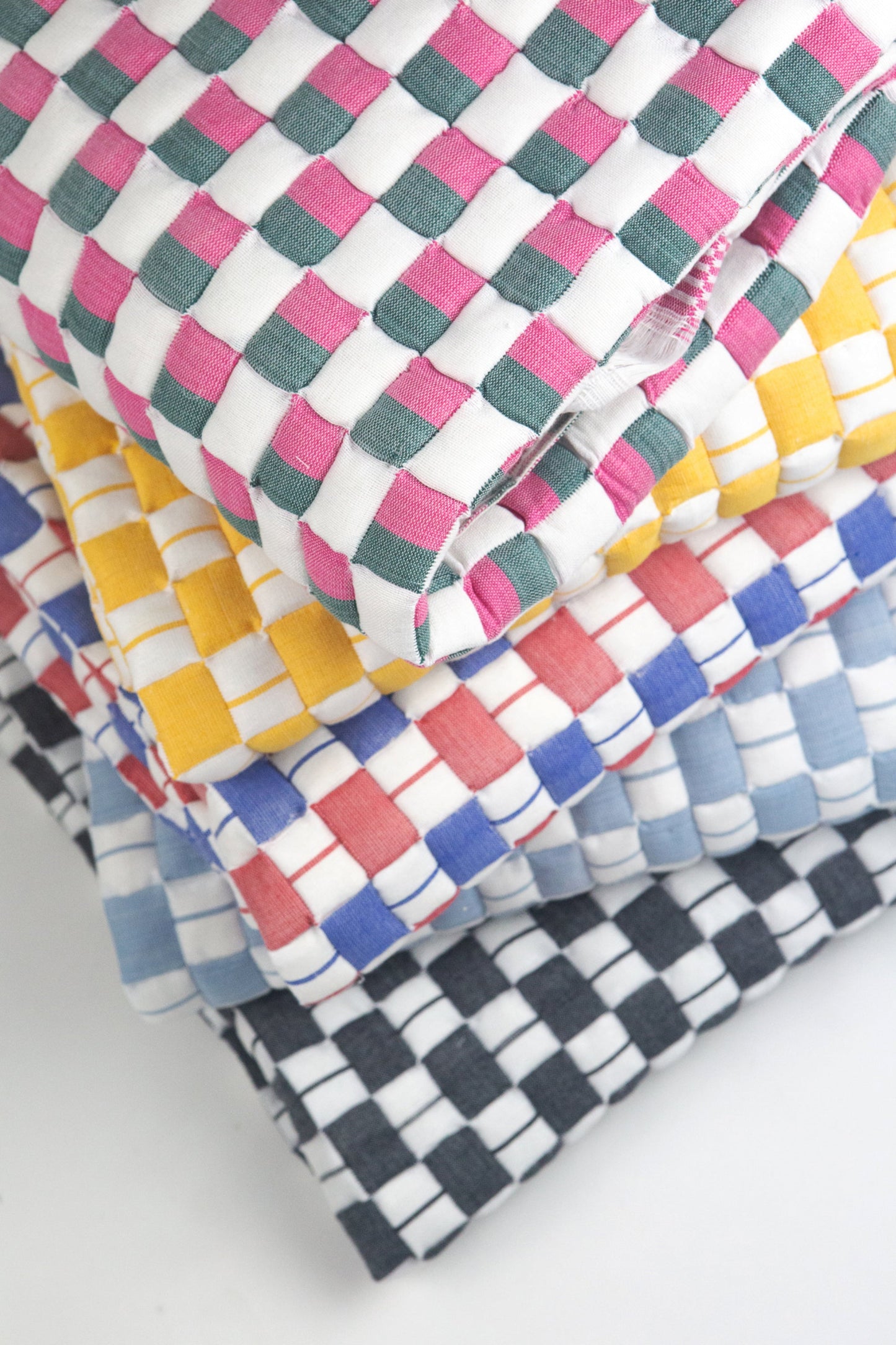 Geocheck Quilted Blanket in Deco