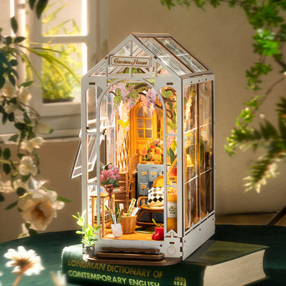 Book Nook Kit – Garden House