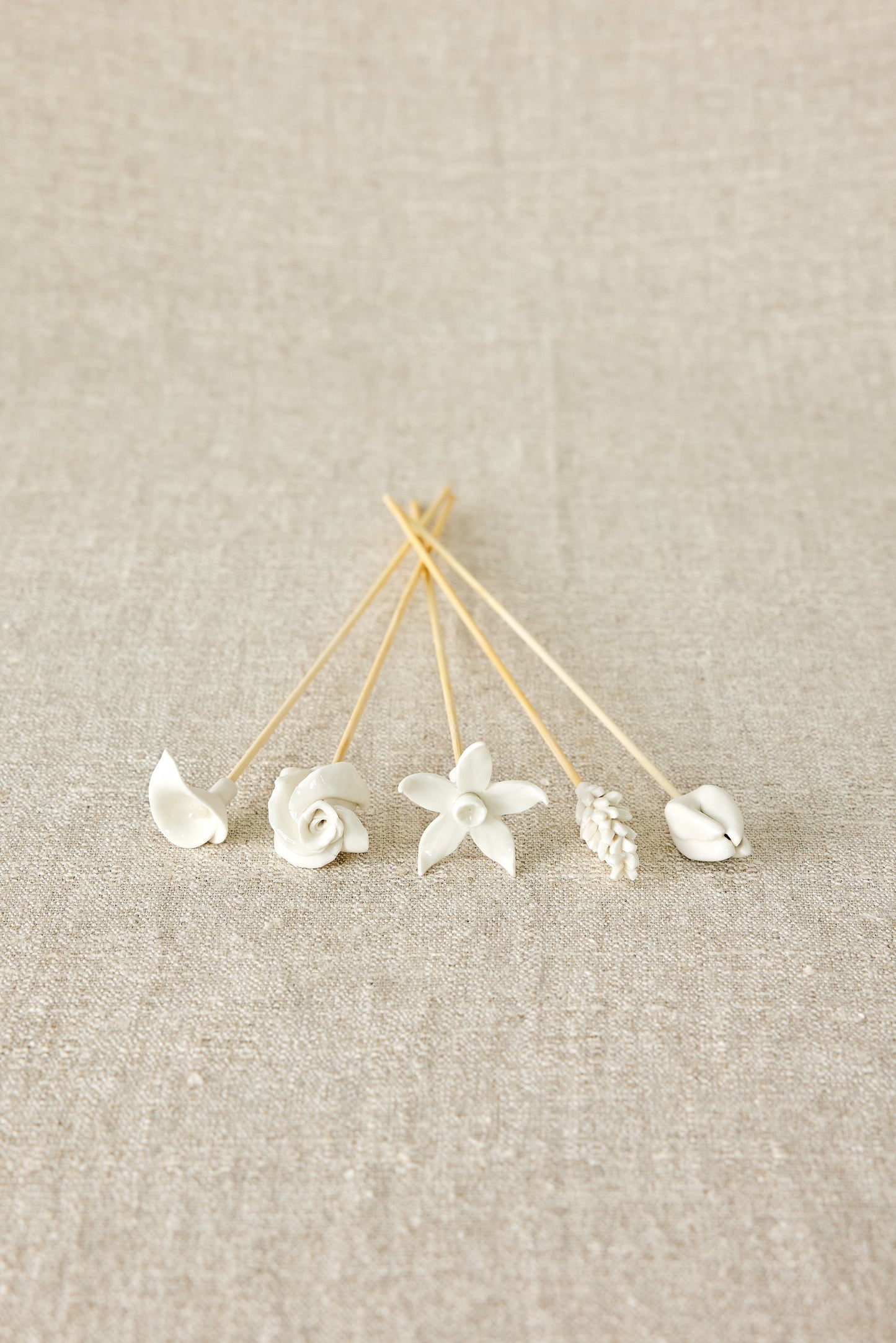 Happy Reed Bouquet | Set of 5