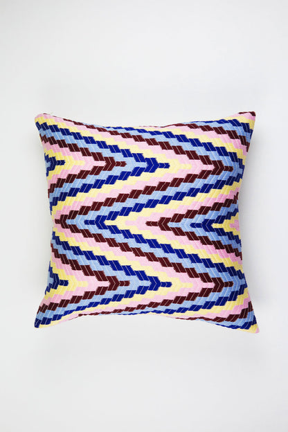 Douglas Pillow in Retro