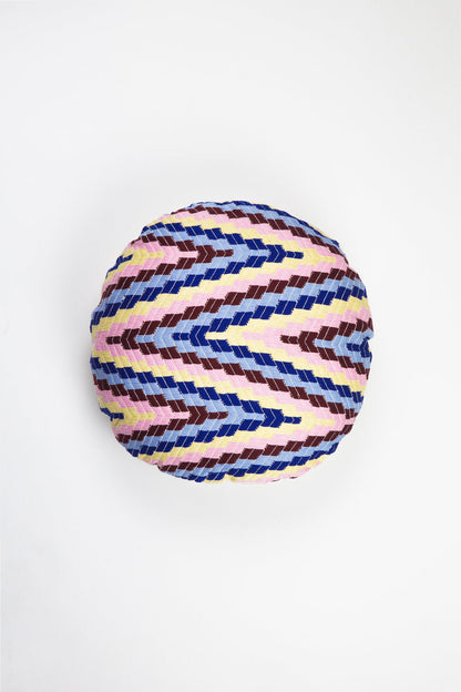 Douglas Pillow in Retro