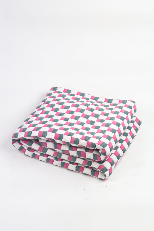 Geocheck Quilted Blanket in Deco
