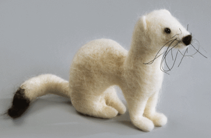 Felting kit Snowy ermine V-136C-0