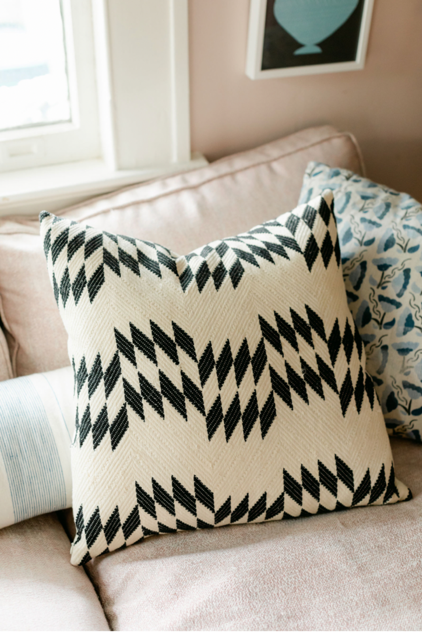 Optic Quilt Pillows in Contrast