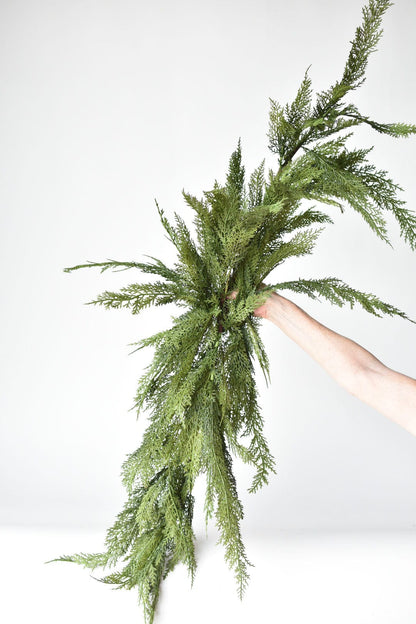 Cedar Structural Swag (65")